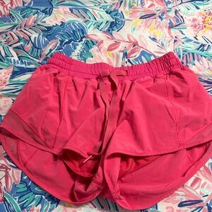 RARE! Pink hotty hot shorts size 6 w tie